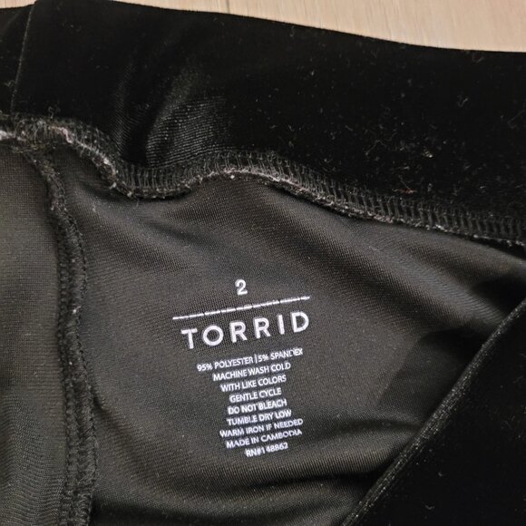 TORRID | Full Length Signature Waist Velvet Legging | Sz. 2X - Picture 6 of 7